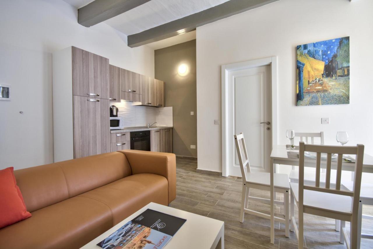 Borgo Apartments 1 & 2 Bedroom Self-Catering Units In Central La Valette Extérieur photo