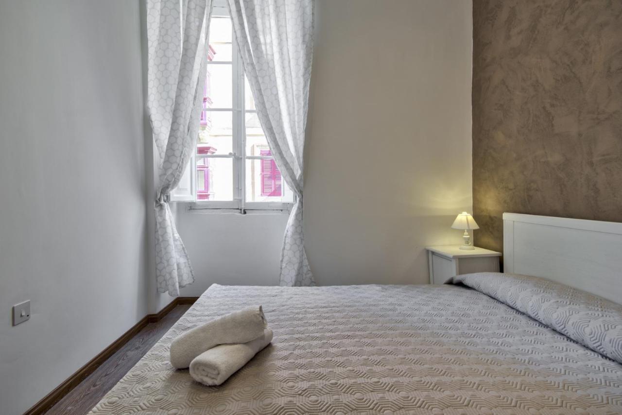 Borgo Apartments 1 & 2 Bedroom Self-Catering Units In Central La Valette Extérieur photo
