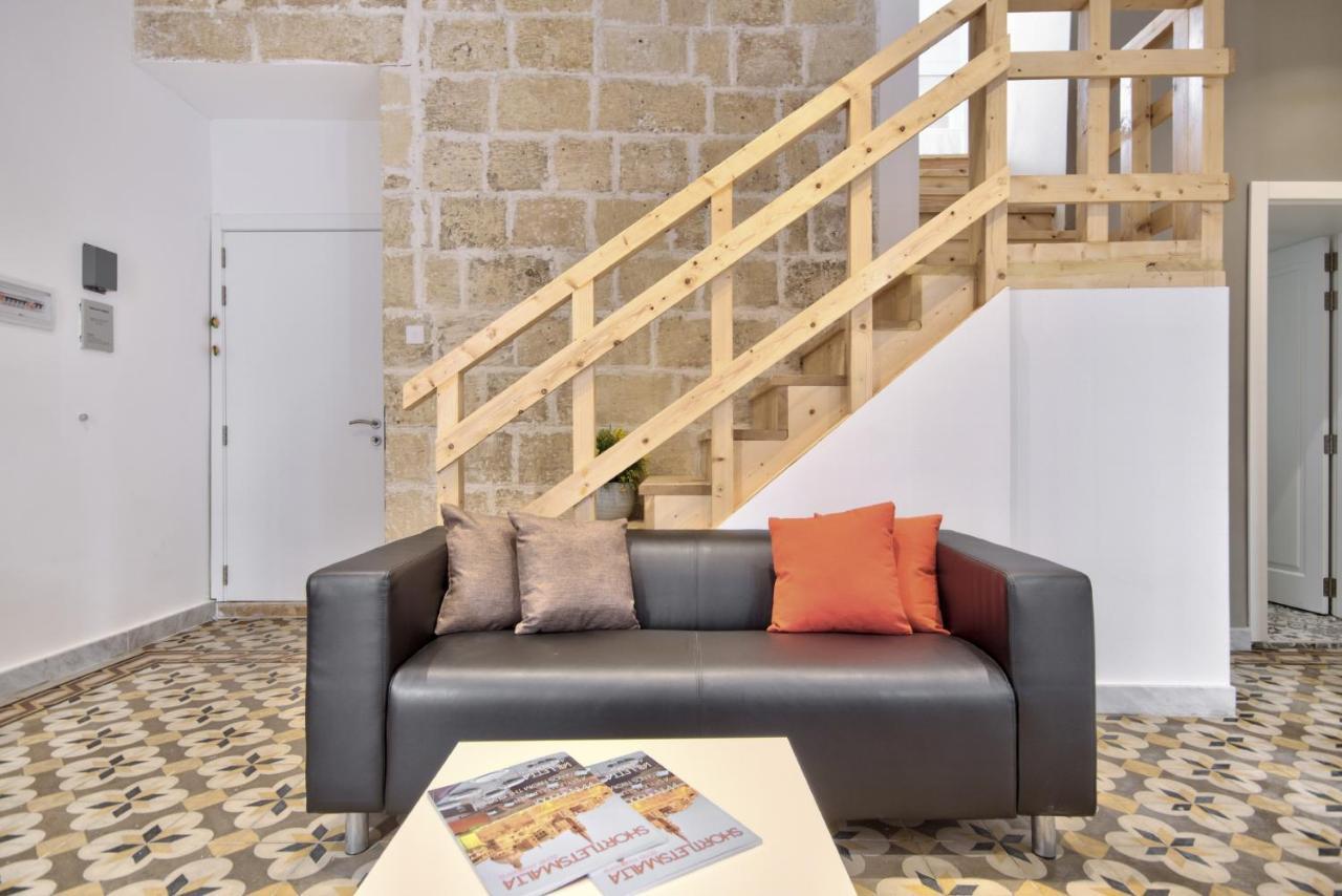 Borgo Apartments 1 & 2 Bedroom Self-Catering Units In Central La Valette Extérieur photo