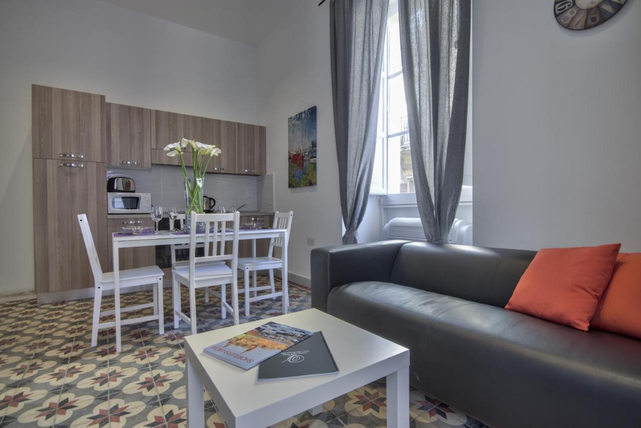 Borgo Apartments 1 & 2 Bedroom Self-Catering Units In Central La Valette Extérieur photo
