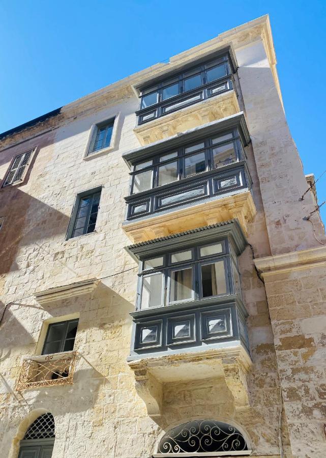 Borgo Apartments 1 & 2 Bedroom Self-Catering Units In Central La Valette Extérieur photo