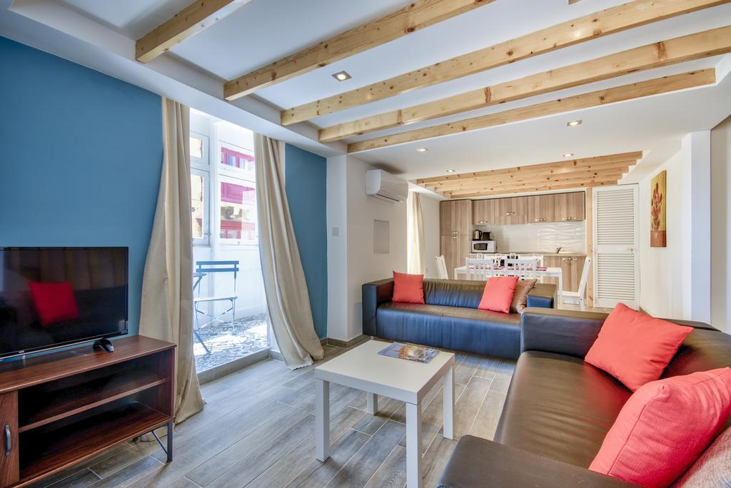 Borgo Apartments 1 & 2 Bedroom Self-Catering Units In Central La Valette Extérieur photo