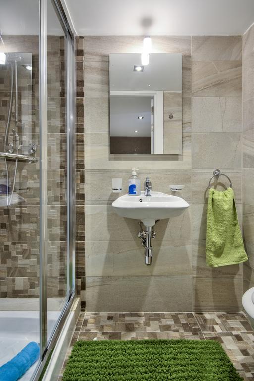 Borgo Apartments 1 & 2 Bedroom Self-Catering Units In Central La Valette Extérieur photo