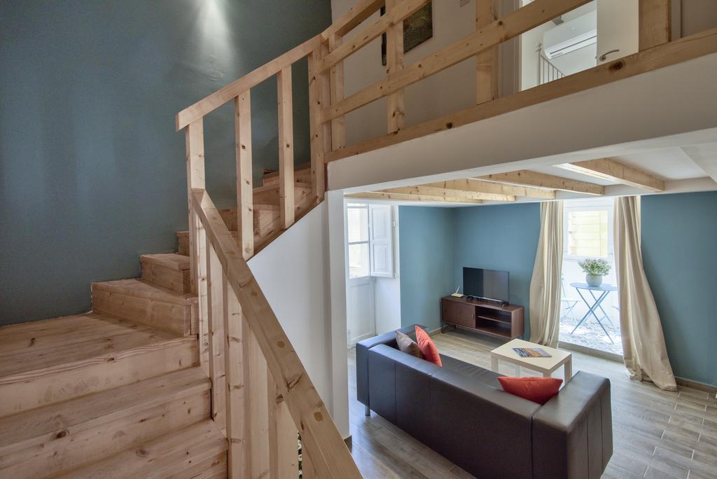 Borgo Apartments 1 & 2 Bedroom Self-Catering Units In Central La Valette Extérieur photo